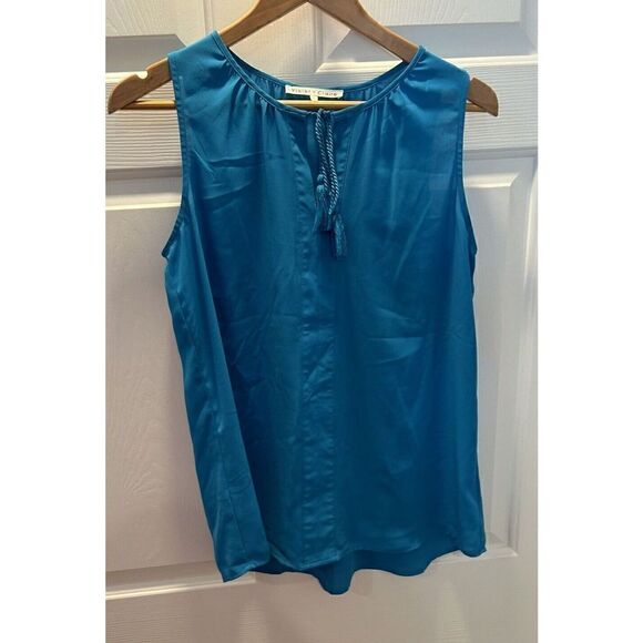 Violet and Claire Sleeveless Pullover Blouse Size Large - Picture 1 of 5